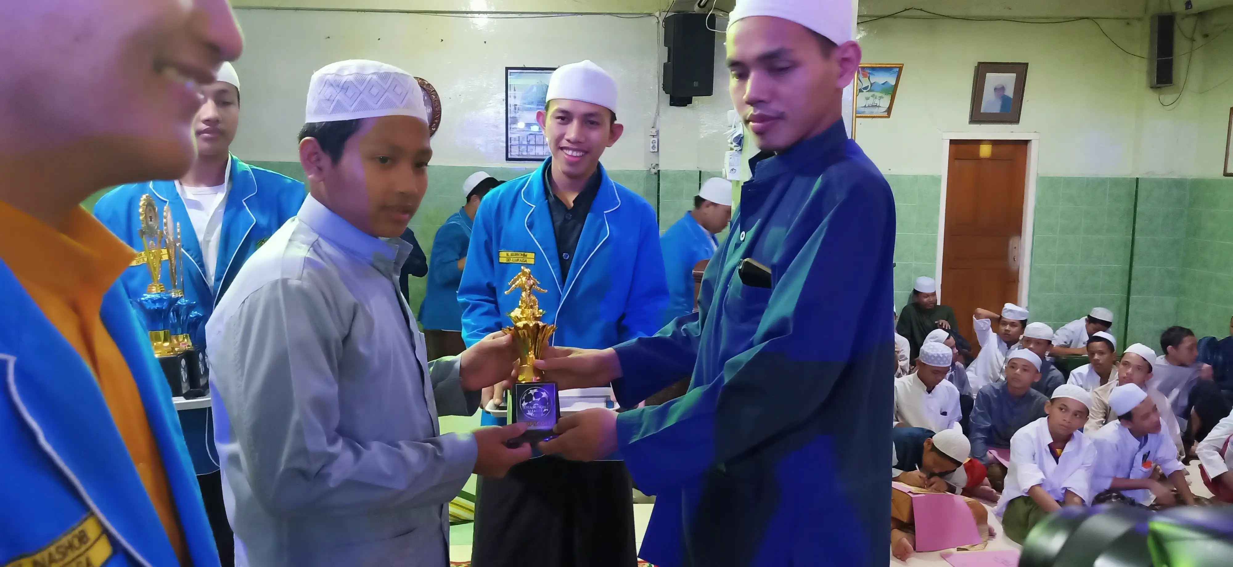Pembagian Hadiah 180